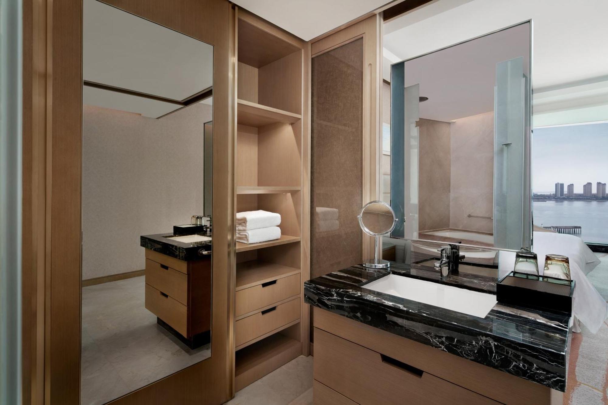 Sheraton Qingdao West Coast Dış mekan fotoğraf